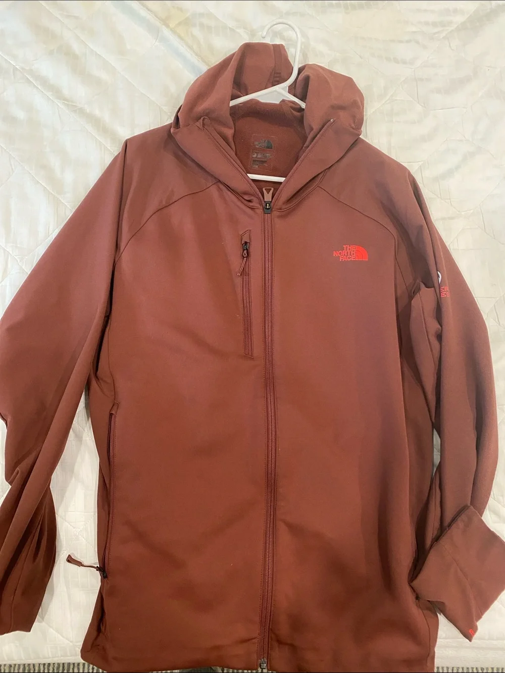 The North Face Men’s Hooded Performance Jacket - Rust Brown/red